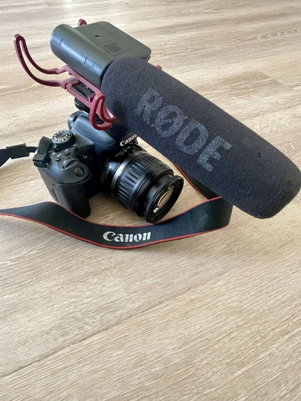Canon EOS T6i 24.2MP Digital SLR Camera, 18-55mm f/3.5-5.6 IS STM - Picture 15 of 16